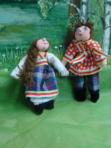 Сувенірна лялька своїми руками