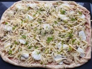 Смачна піца з грибами рецепт з покроковими фото (покроковими) Смачна піца з грибами рецепт з покроковими фото
