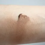 Чи всі тональні друкуються на одязі тест-драйв на стійкість, beauty insider (стійкість) Чи всі тональні друкуються на одязі тест-драйв на стійкість, beauty insider