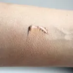 Чи всі тональні друкуються на одязі тест-драйв на стійкість, beauty insider (dior) Чи всі тональні друкуються на одязі тест-драйв на стійкість, beauty insider