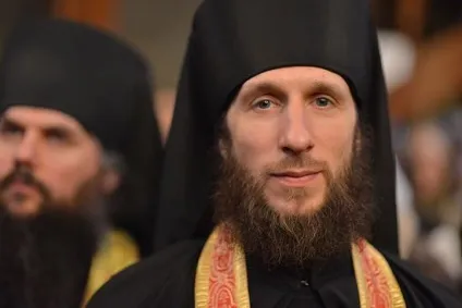 Все, що є прекрасного в світі, належить нам »(є прекрасного світі) Все, що є прекрасного в світі, належить нам »