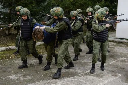 У спецназі тільки дівчата, si vis pacem, para bellum! (Pacem) У спецназі тільки дівчата, si vis pacem, para bellum!