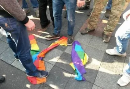 Хочеш, щоб захищали твою свободу - захищай свободу інших КиївПрайд - огляд думок (інших) Хочеш, щоб захищали твою свободу - захищай свободу інших КиївПрайд - огляд думок
