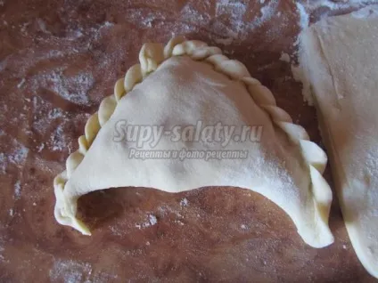 Хачапурі з куркою і грибами «дачні ласощі» (дачні) Хачапурі з куркою і грибами «дачні ласощі»