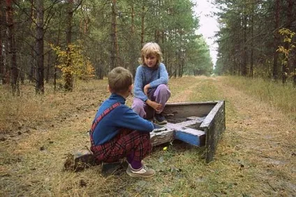 Хуліганство Елемент - практика мамина школа, або як фотографувати своїх дітей (школа) Хуліганство Елемент - практика мамина школа, або як фотографувати своїх дітей