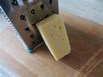 Яєчня з сиром