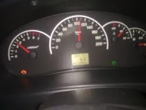Загорівся чек на ладі пріора 8 і 16 клапанів причини, що робити (причину загоряння помилки) Загорівся чек на ладі пріора 8 і 16 клапанів причини, що робити