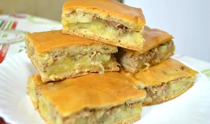 Закритий пиріг з грибами фото і рецепти з куркою, картоплею, сиром і фаршем (фото) Закритий пиріг з грибами фото і рецепти з куркою, картоплею, сиром і фаршем