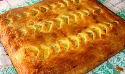 Закритий пиріг з грибами фото і рецепти з куркою, картоплею, сиром і фаршем (куркою) Закритий пиріг з грибами фото і рецепти з куркою, картоплею, сиром і фаршем