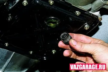 Заміна масла в коробці передач на ниві, заміна масла в кпп на ваз 2121 (загортаємо) Заміна масла в коробці передач на ниві, заміна масла в кпп на ВАЗ 2121