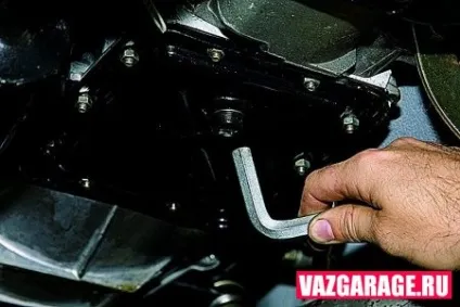 Заміна масла в коробці передач на ниві, заміна масла в кпп на ваз 2121 (коробці) Заміна масла в коробці передач на ниві, заміна масла в кпп на ВАЗ 2121