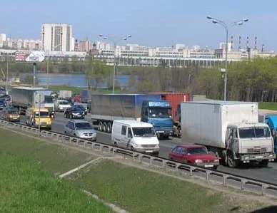 Заборона в'їзду на МКАД для вантажівок (заборона) Заборона в'їзду на МКАД для вантажівок