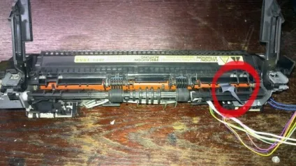 Заміна термоплівка в hp laserjet 3050 - чертовски докладно, так з картинками! (Біса докладно) Заміна термоплівка в hp laserjet 3050 - чертовски докладно, так з картинками!