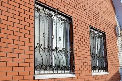 Захист віконних прорізів за допомогою решіток, декоративні решітки на вікна, як правильно встановити (вікна) Захист віконних прорізів за допомогою решіток, декоративні решітки на вікна, як правильно встановити