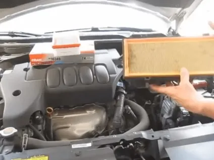 Заміна повітряного фільтра в автомобілі nissan своїми руками (своїми руками) Заміна повітряного фільтра в автомобілі nissan своїми руками