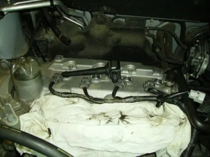 Заміна свічок запалювання на Ніссан Кашкай 1 (заміна свічок запалювання на Ніссан Кашкай 2.0) Заміна свічок запалювання на Ніссан Кашкай 1