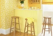 Жовті шпалери фото в інтер'єрі, золотисті для стін, якого кольору меблі підійде, світлі (фото) Жовті шпалери фото в інтер'єрі, золотисті для стін, якого кольору меблі підійде, світлі