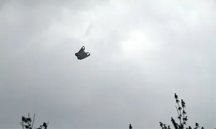 Зелені хмари над містом