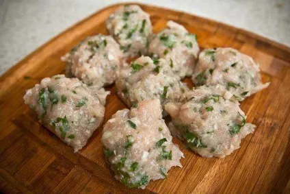 Смажені курячі котлети - рецепт сучасної домашньої кухні з фото (борщ) Смажені курячі котлети - рецепт сучасної домашньої кухні з фото