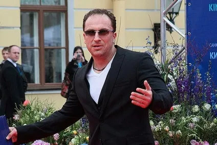 Зірки розповіли, як вони служили в армії (зірки) Зірки розповіли, як вони служили в армії