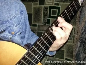 10 Рад про те, як затискати струни, щоб звук був чистим - # - для початківців музикантів - (звук) 10 Рад про те, як затискати струни, щоб звук був чистим - # - для початківців музикантів -