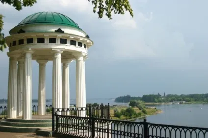 10 Романтичних місць для закоханих вУкаіни (закоханих) 10 Романтичних місць для закоханих вУкаіни