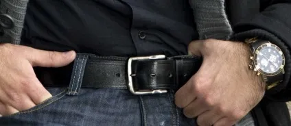 Таблиця розмірів чоловічих ременів допоможе розрахувати необхідну довжину пояса в залежності від обхвату