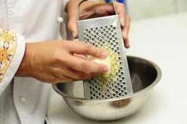 5 Корисних властивостей цибулі з медом для краси і здоров'я
