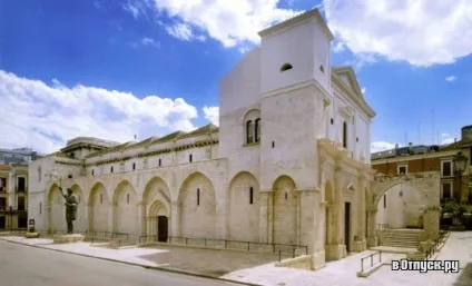 Барлетта (barletta) опис і фото (італія) Барлетта (barletta) опис і фото