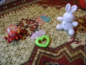 Чим розважити малюка поки мама зайнята