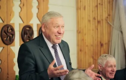 Чим займається мер, рупор Лубниа (Асоціації Ради муніципальних) Чим займається мер, рупор Лубниа