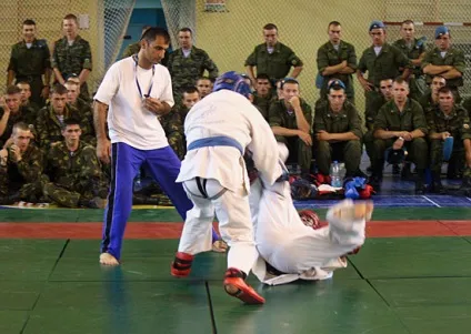 Чому і як вчити майбутніх офіцерів армііУкаіни, армійський вісник (офіцерів) Чому і як вчити майбутніх офіцерів армііУкаіни, армійський вісник