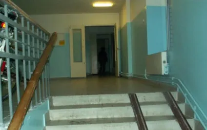 Що таке сходовий майданчик лп 28 12 варіанти з перегородками в тамбурі або коморі (фото і (сходова) Що таке сходовий майданчик лп 28 12 варіанти з перегородками в тамбурі або коморі (фото і