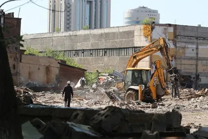 Що відбувається на майданчику наймасштабнішою будівництва РМК в центрі Запорожьеа