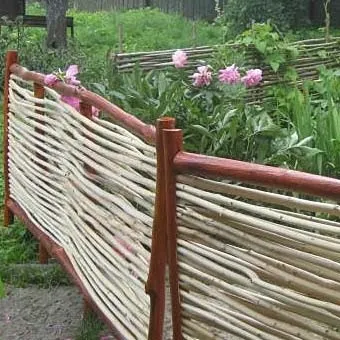 Дачна краса - з вербових прутів (прутів) Дачна краса - з вербових прутів