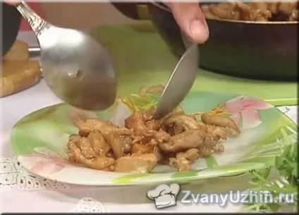 Теплий салат з куркою, квасолею і перцем (перець) Теплий салат з куркою, квасолею і перцем