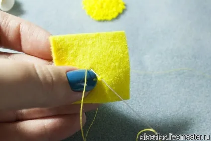 Робимо брошку-ромашку з бісеру - ярмарок майстрів - ручна робота, handmade (шпилька для брошки) Робимо брошку-ромашку з бісеру - ярмарок майстрів - ручна робота, handmade