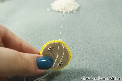 Робимо брошку-ромашку з бісеру - ярмарок майстрів - ручна робота, handmade (бісеру) Робимо брошку-ромашку з бісеру - ярмарок майстрів - ручна робота, handmade