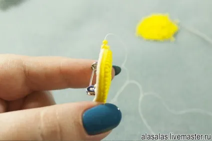Робимо брошку-ромашку з бісеру - ярмарок майстрів - ручна робота, handmade (брошка) Робимо брошку-ромашку з бісеру - ярмарок майстрів - ручна робота, handmade