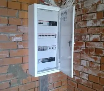 Електромонтаж котеджу в Харкові і ленінградської області (котеджу) Електромонтаж котеджу в Харкові і ленінградської області