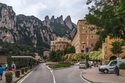 Гора і монастир Монсеррат (montserrat)