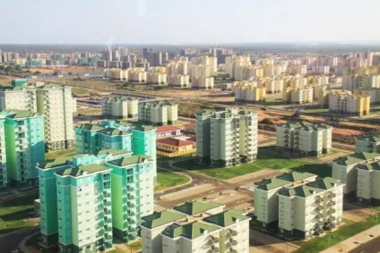 Міста-примари копія парижа, покинутий острів шахтарів і порожній мегаполіс (Raphael Olivier LazerHorse) Міста-примари копія парижа, покинутий острів шахтарів і порожній мегаполіс