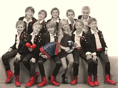Група «чарівники двору» наша група (група «чарівники двору» & gt; наша група) Група «чарівники двору» наша група