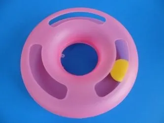 Іграшки для кішок