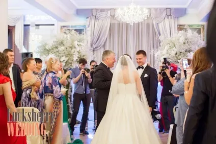 Вишукана весілля олександра і Адель (Адель), Вишукана весілля олександра і Адель
