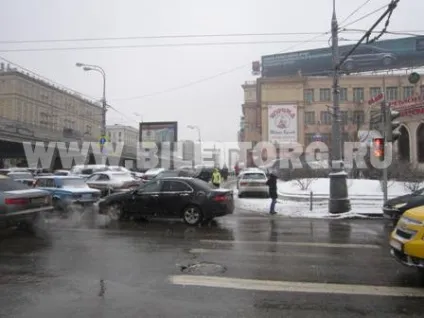 Як дістатися до театру ляльок з (театру) Як дістатися до театру ляльок з