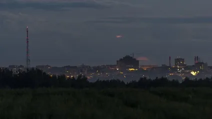 Як ми їздили ловити нло, а наловили жменю світлячків - михайло соколів (михайло) Як ми їздили ловити нло, а наловили жменю світлячків - михайло соколів