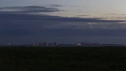 Як ми їздили ловити нло, а наловили жменю світлячків - михайло соколів (жменю) Як ми їздили ловити нло, а наловили жменю світлячків - михайло соколів