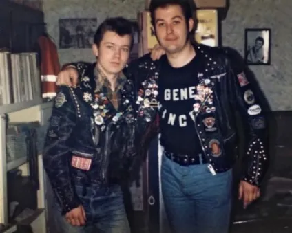 Як ми одягалися в лихі 90-е () Як ми одягалися в лихі 90-е