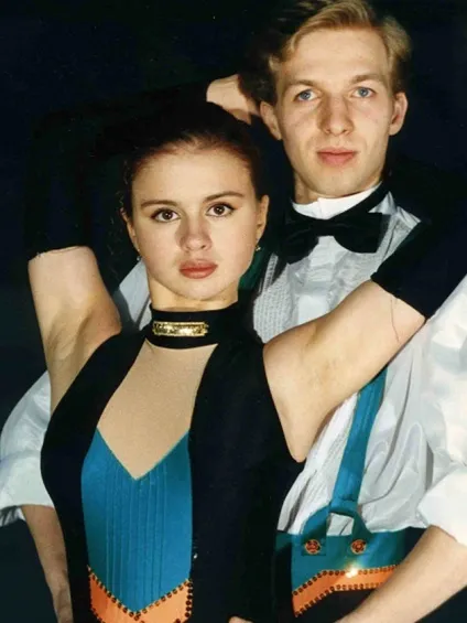 Як змінювався стиль Анни Семенович з 1996 року і до наших днів, умкра (1996) Як змінювався стиль Анни Семенович з 1996 року і до наших днів, умкра